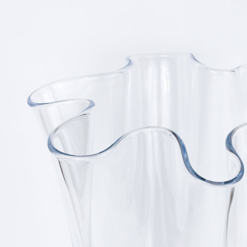 Ruffle Glass Vase