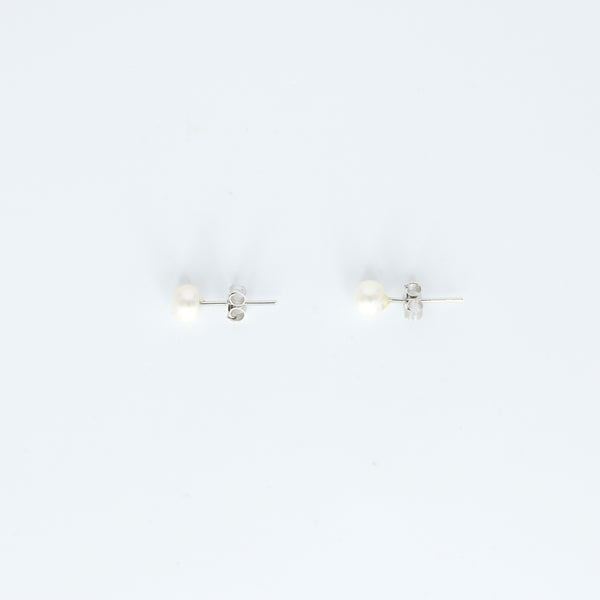 Classic Pearl Nano Studs Silver