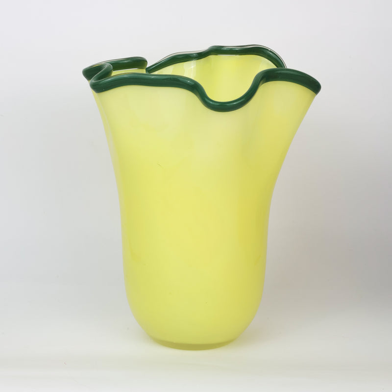 Ruffle Vase Medium