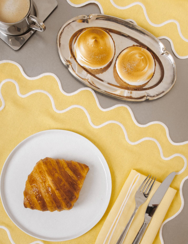 Wavy Placemats Yellow/White